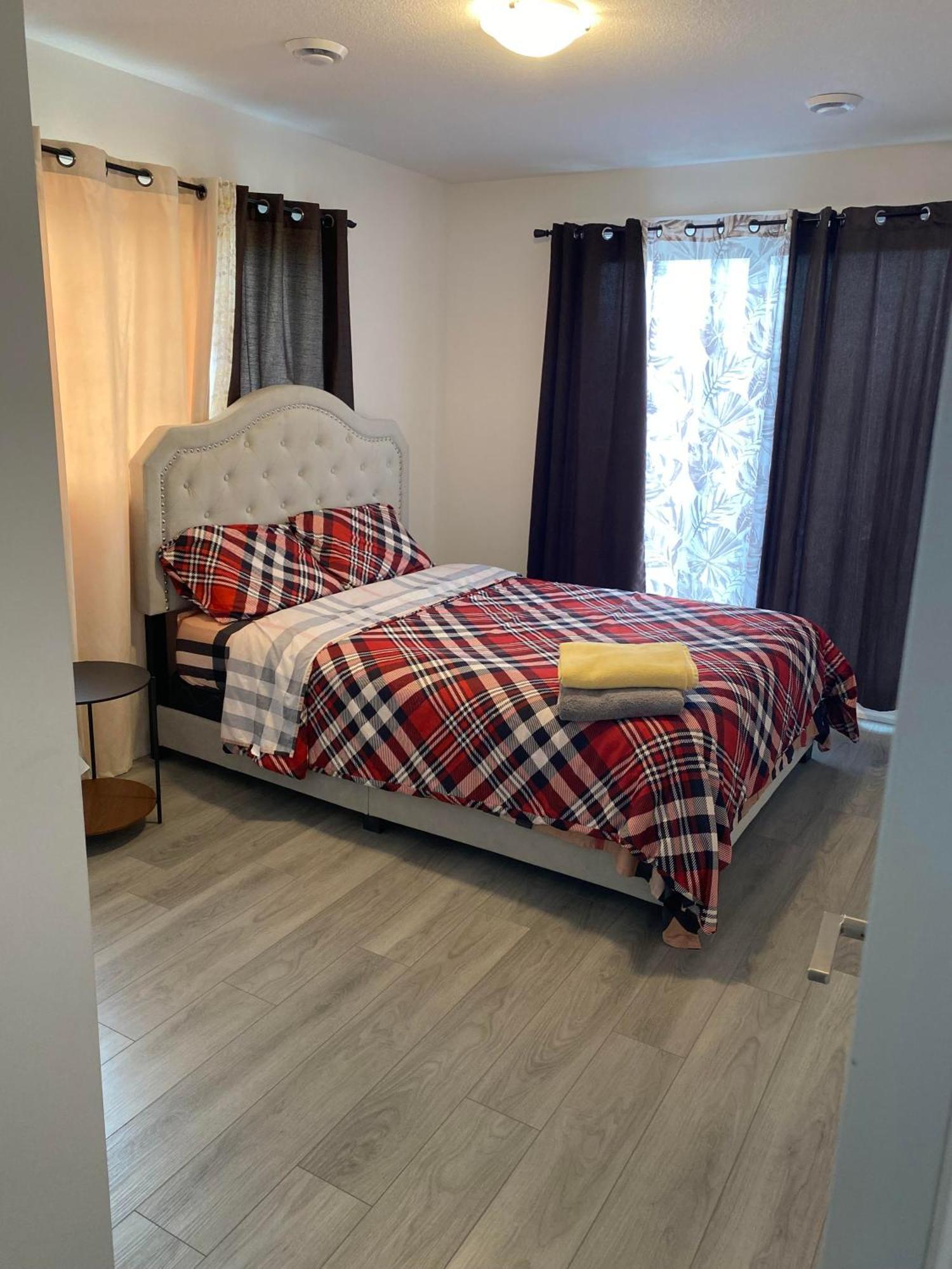 Luxury Bright And Modern Condo Niagara Falls Exteriör bild